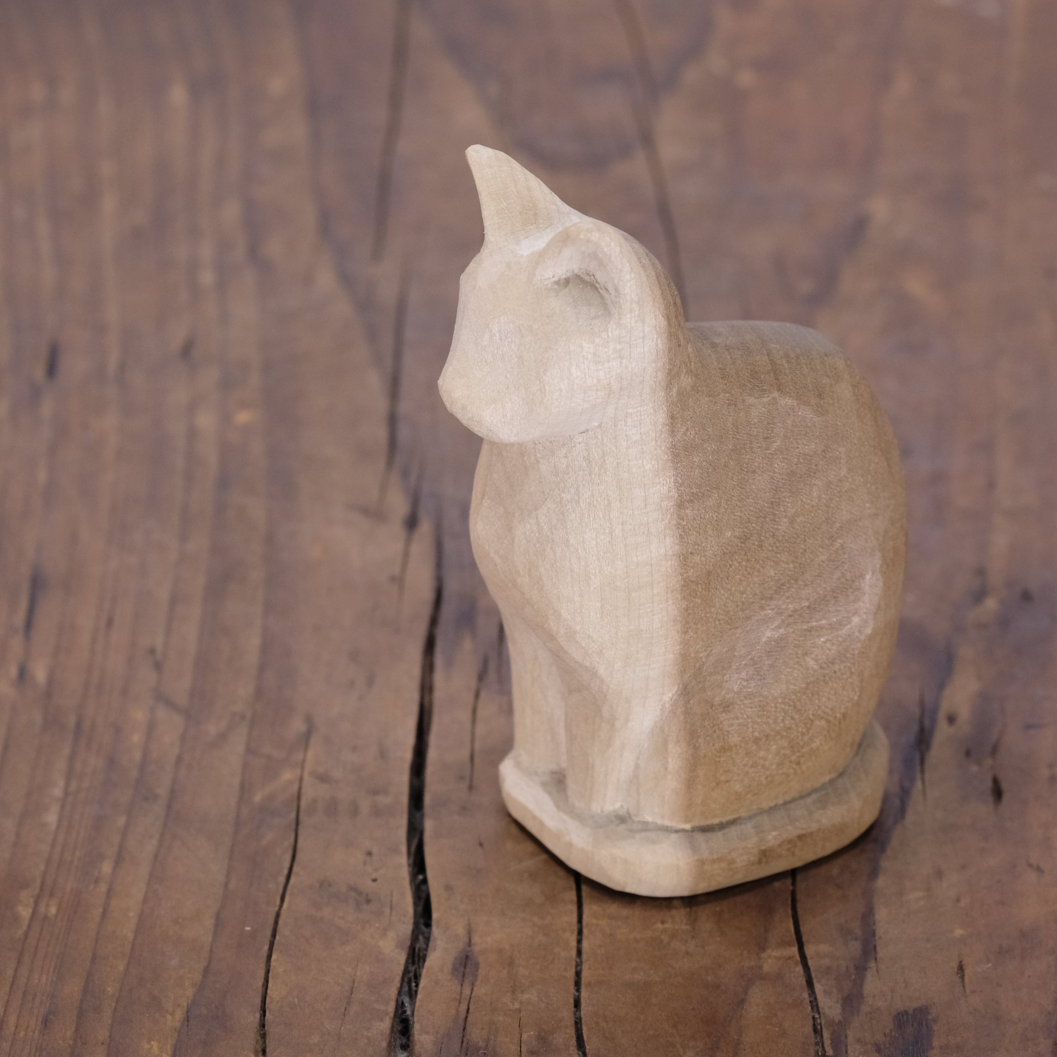 Chisaki Wood Works 猫の置物（ホオの木）【木工】2024020801 | Co mo feel
