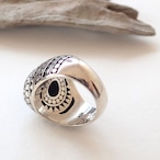 Armadilo Tri Stone Ring (Onyx)　