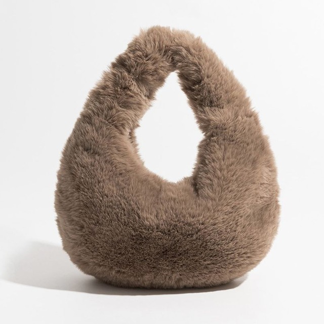 Fur knot handle bag　a00397