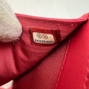 【最終処分SALE】CHANEL シャネル マトラッセ  レザー 三つ折り財布 ピンク A-11943