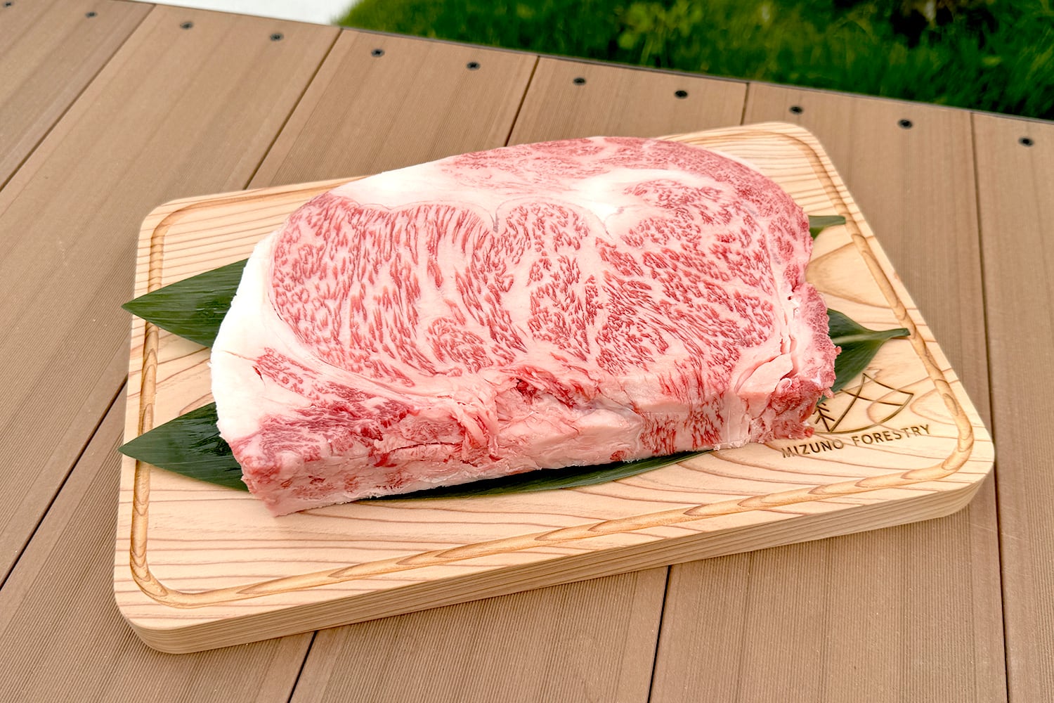 黒毛和牛ロースブロック肉※BBQにオススメ（A4〜5等級）／石川はちみつ