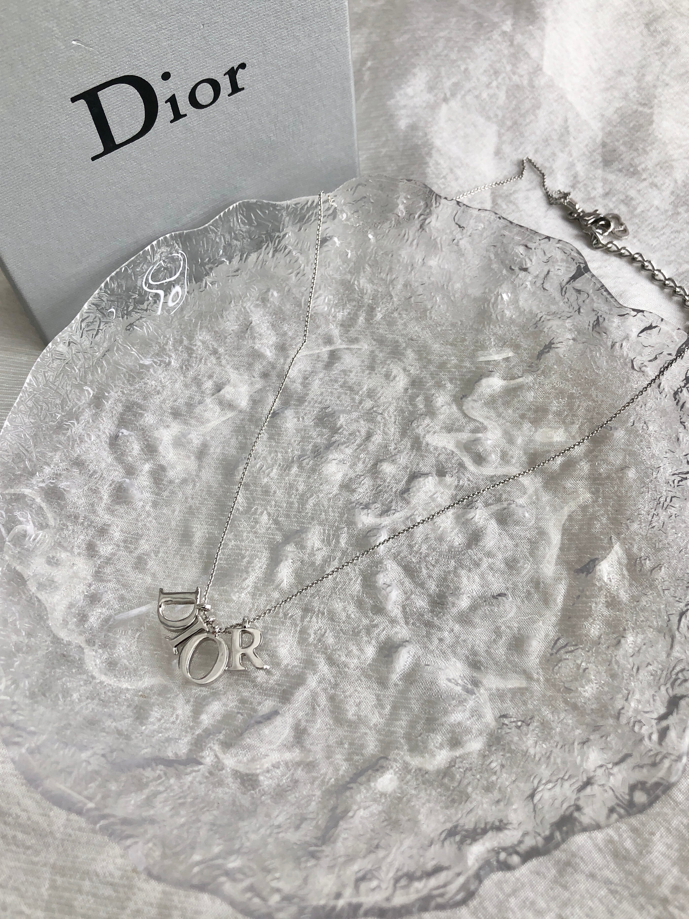 Christian Dior クリスチャン ディオール ネックレス シルバー ロゴ