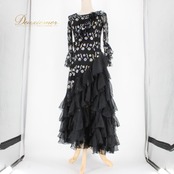 社交ダンス 衣装 スタンダード ドレス ワンピース パーティドレス prima boutique 黒 ブラック系 シルバー系 キラキラ フリル ステージ衣装 黒ドレス ロングドレス フリルスカート ティアードスカート ラッフルスカート 総柄 ドット柄 花柄風 スパンコール風 ラメ きらきら 体型カバー キラキラワンピース ステージ用 舞台衣装 ダンス発表会 パーティー 結婚式 二次会 ナイトイベント 華やか 上品 エレガント アーバンブラック プリマブティック ブラックフォーマル風 光沢感