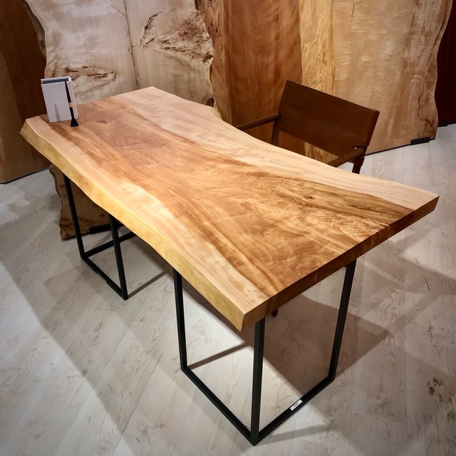 栃（トチ）_1400×800-610×53_横浜元町店_テーブル天板/一枚板 242148-2 t001