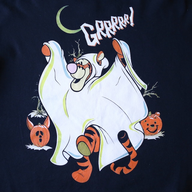 "Halloween" front and back good printed over silhouette sweatshirt