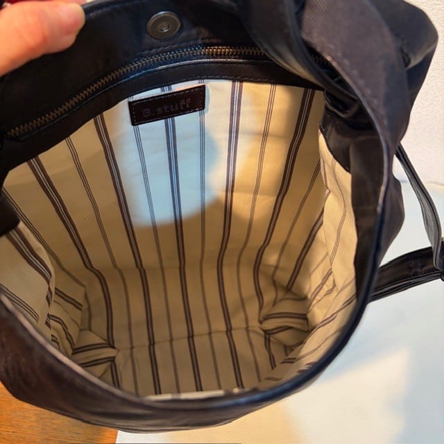 B.stuff 新色入荷! 人気NO.1リュックナイロンバージョン クロ