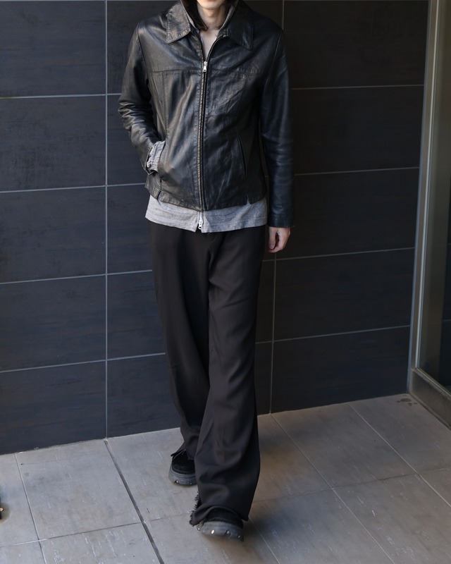 short length zip-upleather blouson