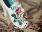 薔薇と勿忘草 陶器のヒールシューズ(欠けあり) 画像11