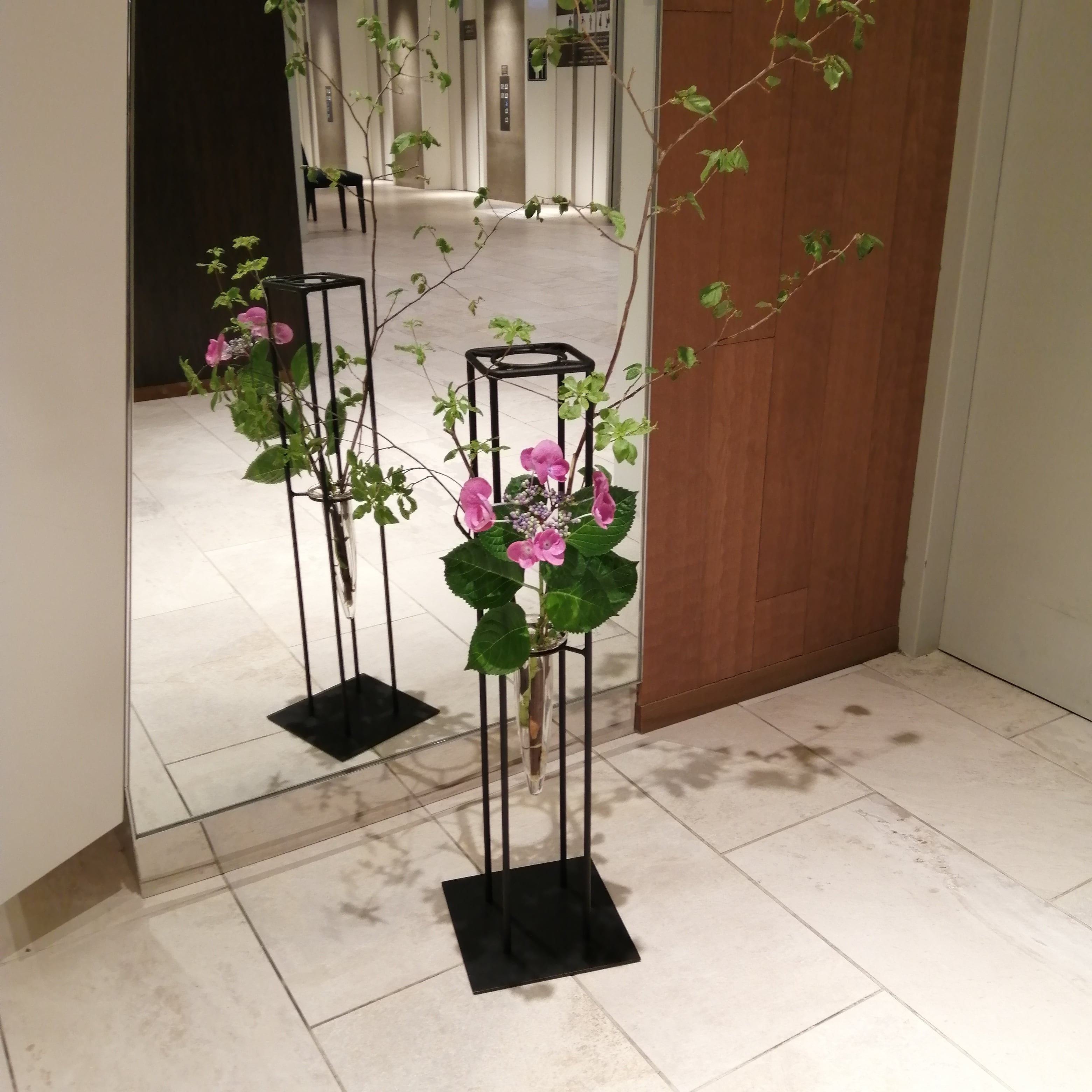 TSUNE】田中恒子デザイン ゆらり鉄器 大 鉄器×ガラス花器×陶器花器