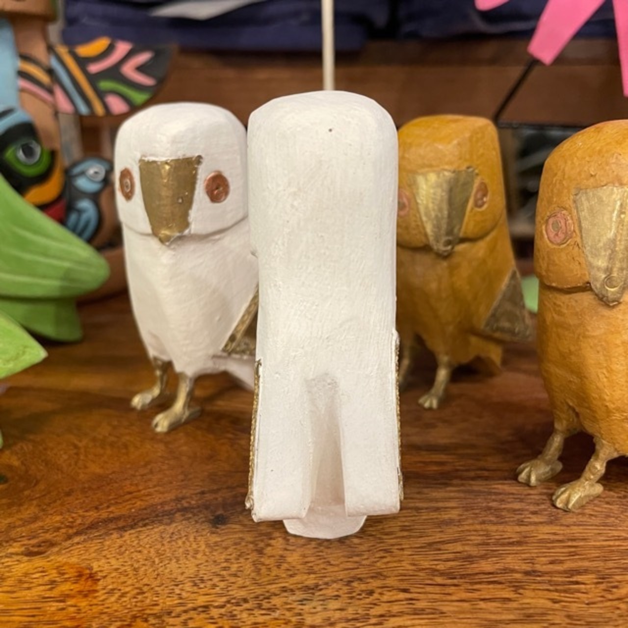 India mango wood owl objet small 3color / インド マンゴーウッド ふくろう オブジェ Sサイズ 全3色 フクロウ 梟 置物 ハンドメイド ナチュラル  天然木 かわいい 動物モチーフ プレゼント ギフト インテリア 雑貨