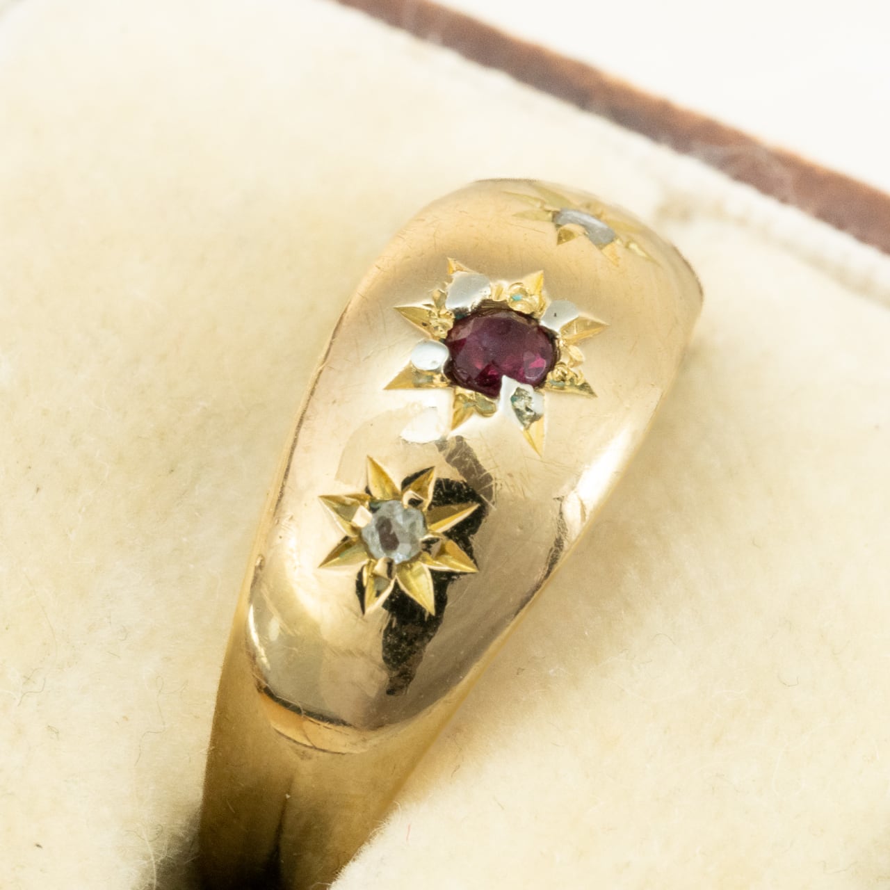イギリス アンティーク ジプシー 彫り留 リング K18 ルビー ダイヤ