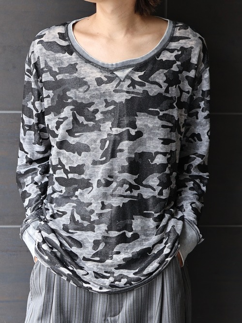 camouflage long sleeve top