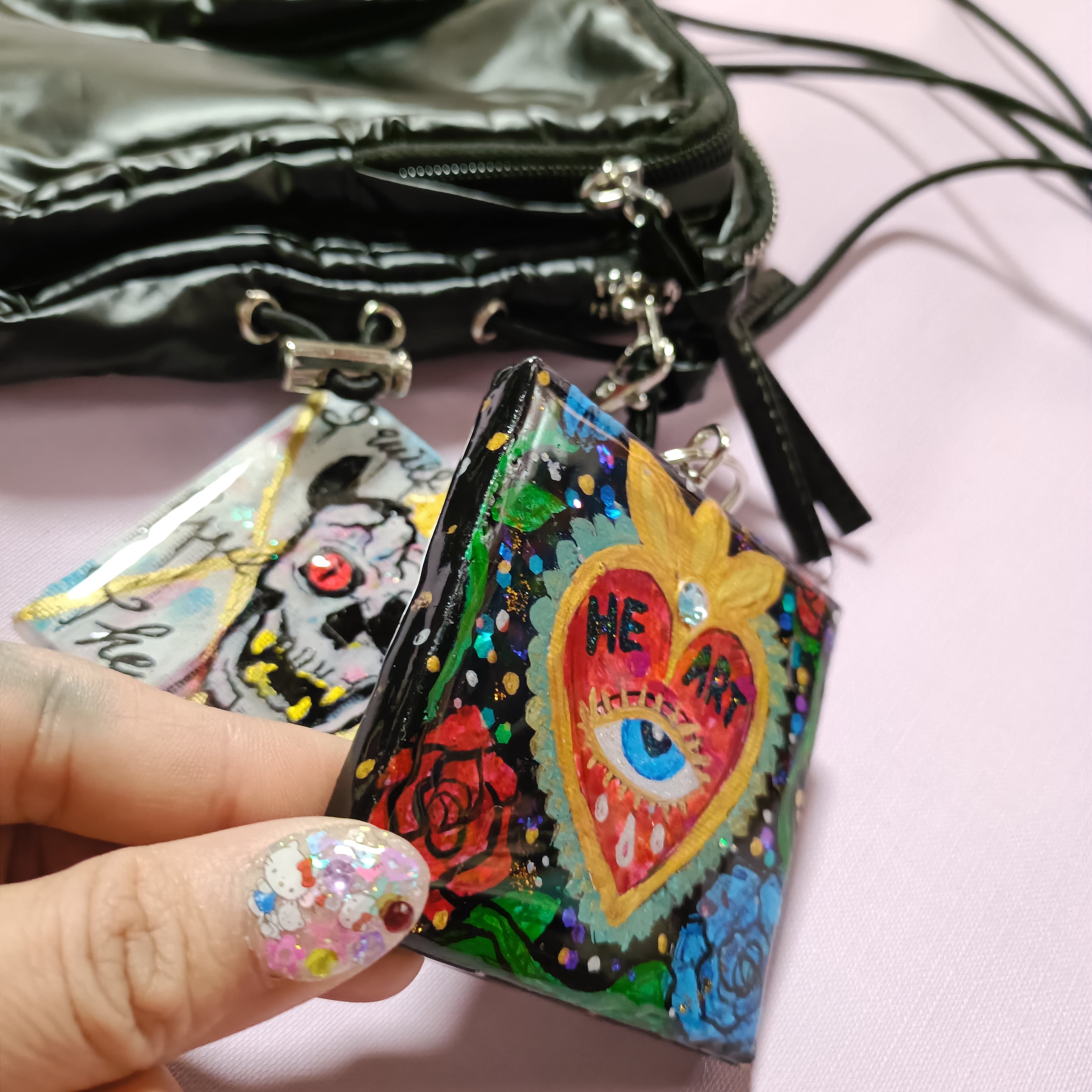 【愛と狂気のマーケット出展作】Icono-Eye-再生-01 10/1〜愛と狂気のマーケット出展作品】HEART -原画キーホルダー