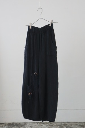 Euro coconut buckle linen pants