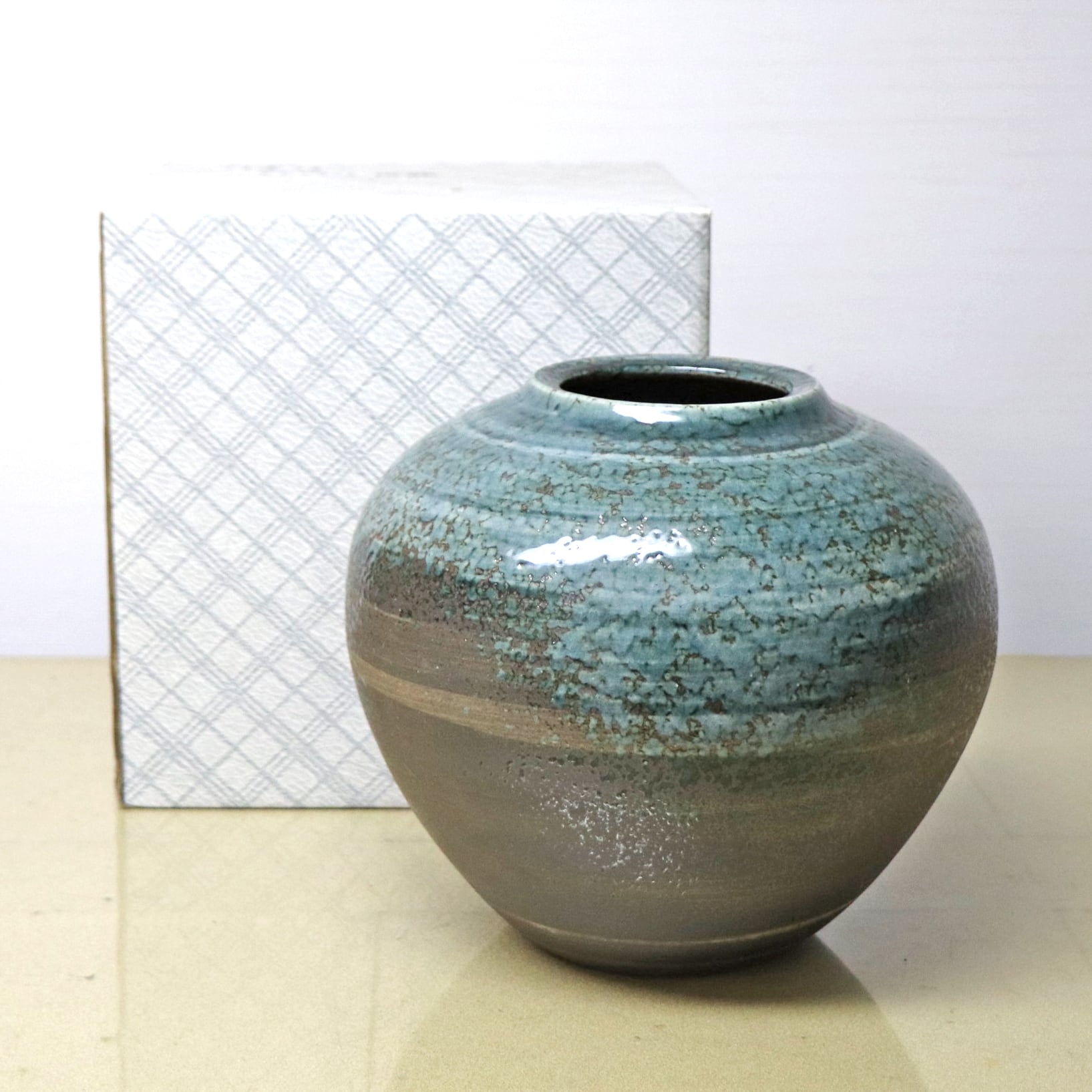 信楽焼・壺型花器・花瓶・陶磁器・No.221218-35・梱包サイズ100 リサイクルショップ宝さがし