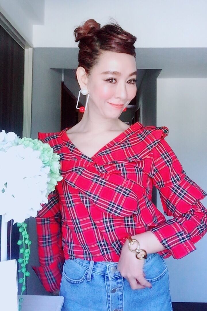 チェックフリルブラウス | Pay ID