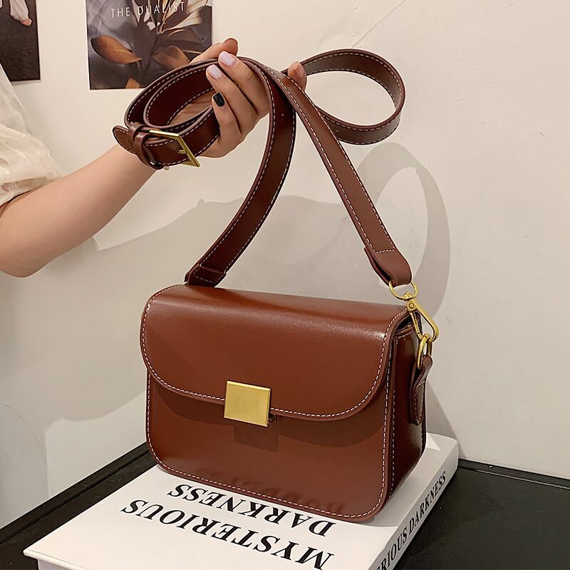 サマーレッド 夏物 スクウェア メッセンジャーバッグ Tiancai_Wing_Bag44732022856