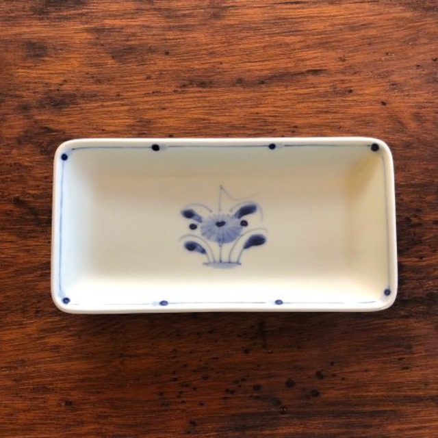 有田焼和食器　長角皿６寸(約18cm) 【のぎく】