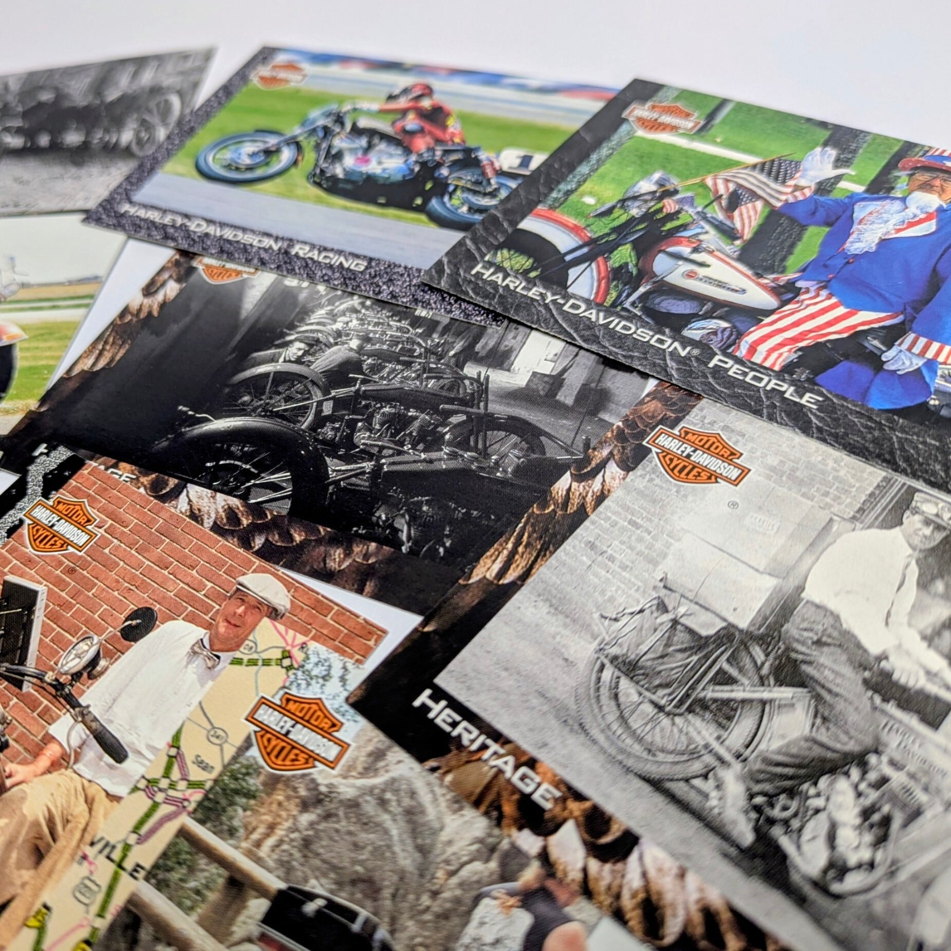 ☆送料無料！☆ VINTAGE 1994【 Harley-Davidson ( ハーレーダビッドソン ) 】トレーディングカード / トレカ 単品 （1個= 18CARDS＋1PATCH入）〚アメリカン雑貨 アメトイ〛