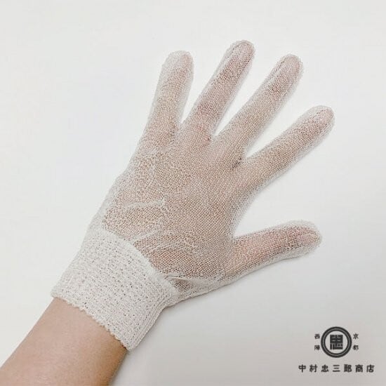 【手荒れ対策・ハンドケア】絹糸屋さんの『西陣未精練司』シルクセリシン手袋