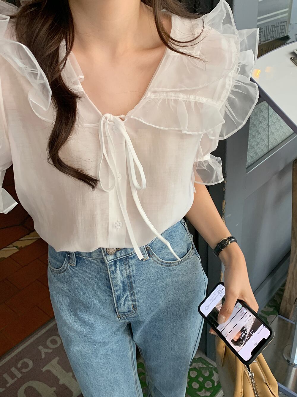 薄手レースカラーシャツ サマーVネック半袖スリーブトップス ショート ハーフスリーブ 夏物 レースアップ ビッグFスモールZ韓国85416490615