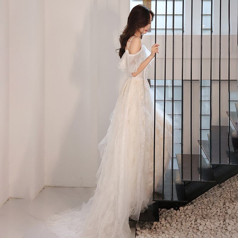 高品質！フレア袖 贅沢な小花総レース オフシェル 細見えシルエット  