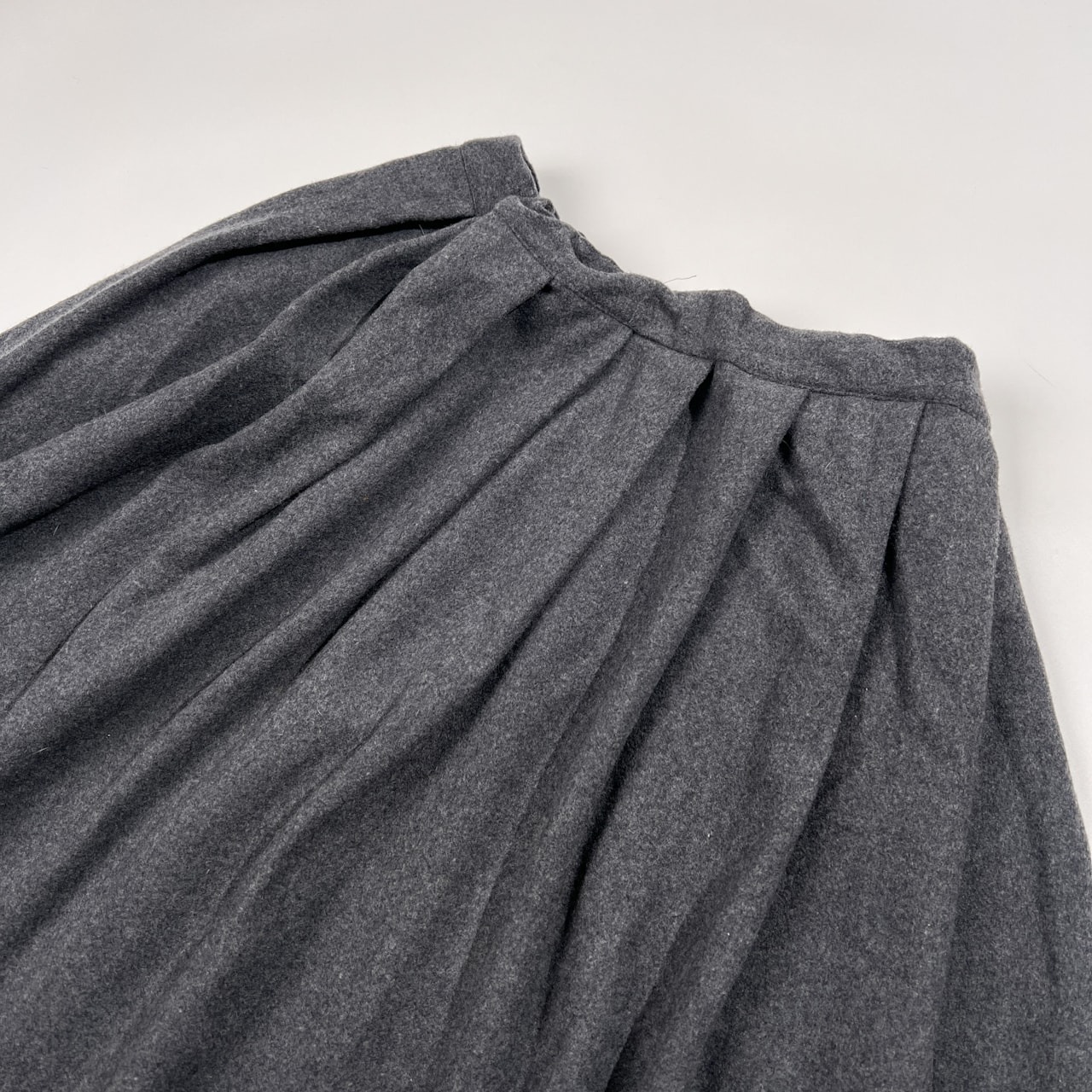 COMME des GARCONS コムデギャルソン コムコム メルトン ウール ボリュームイージースカート XS /グレー系/AD2021