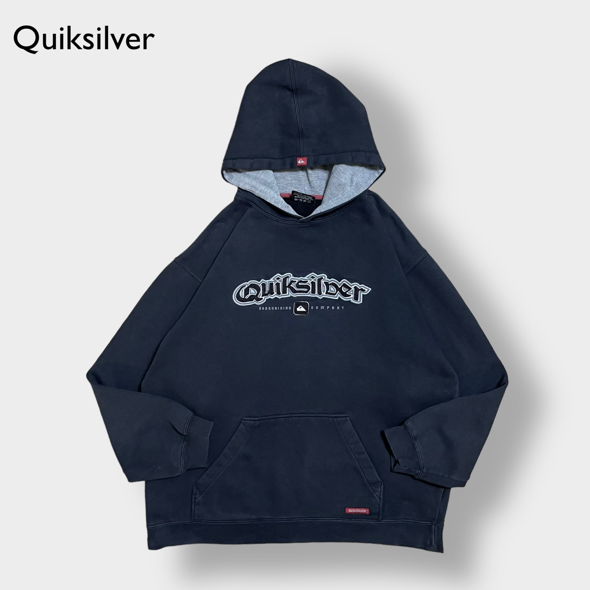 Quiksilver】パーカー プルオーバー 刺繍 ラバー ロゴ フーディー