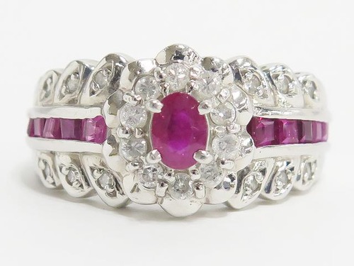 【完売しました】ルビーダイヤリング プラチナ ルビー0.70ct ダイヤ0.26ct