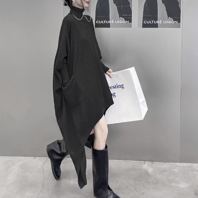 Asymmetric oversized knit dress C0595