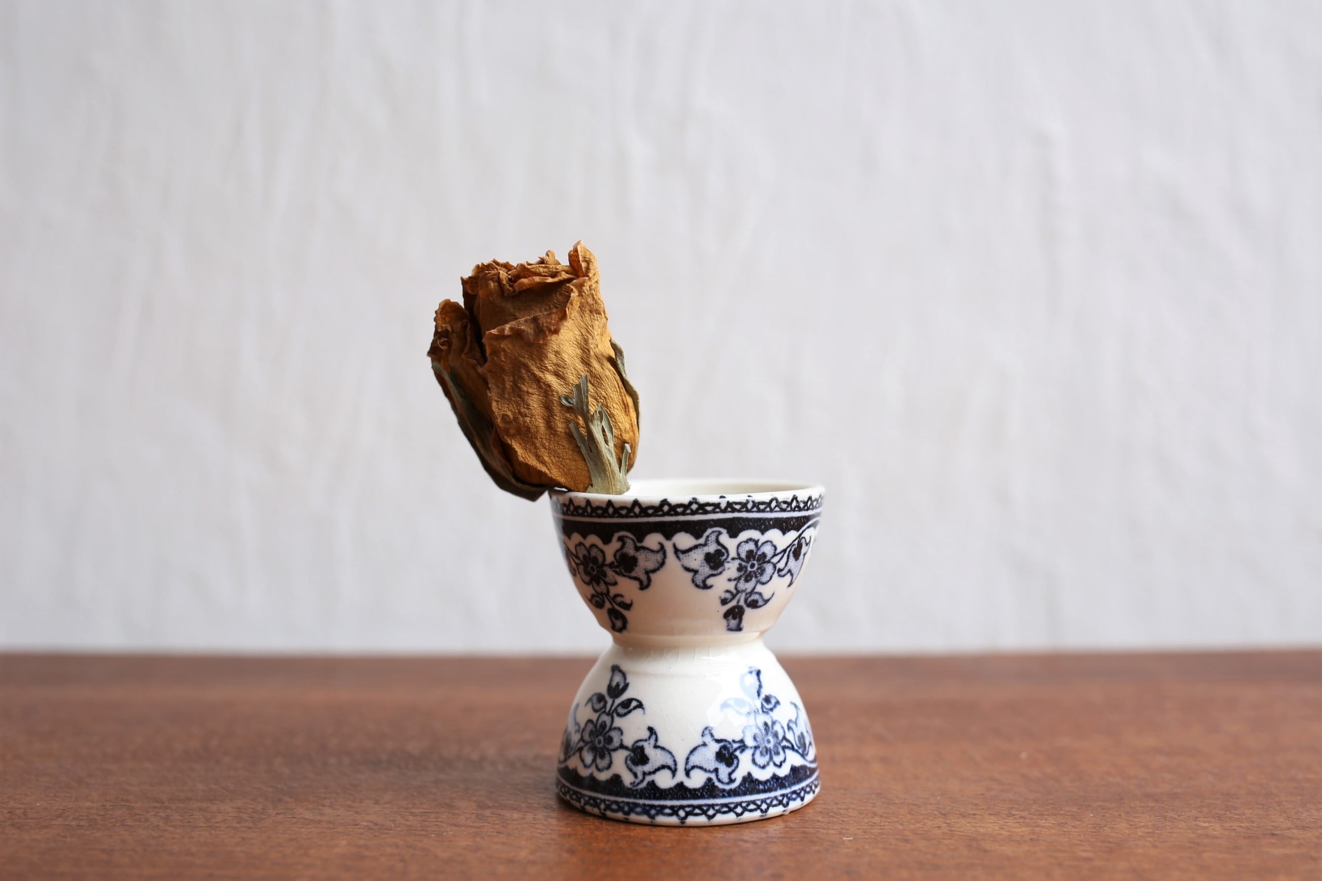 フランス アンティーク ヴィンテージ Coquetier エッグスタンド N