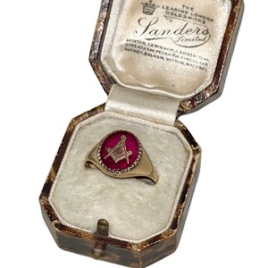 vintage 9ct gold "Masonic" signet ring
