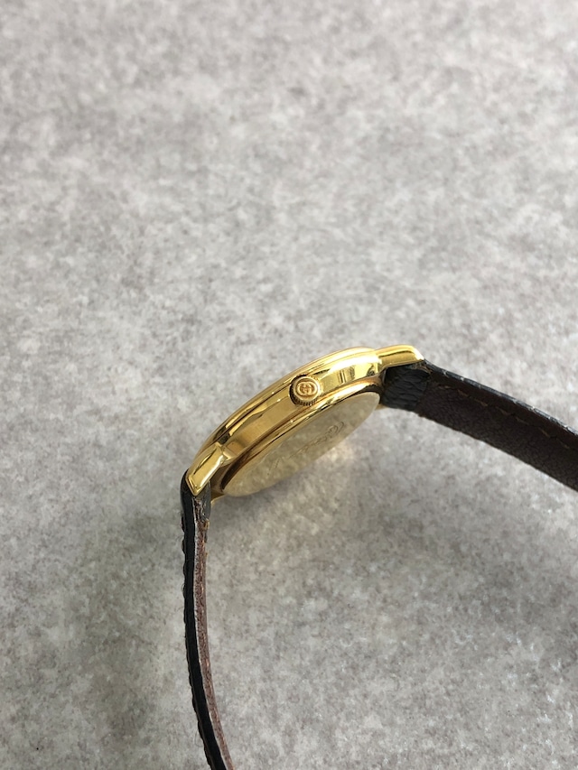 GUCCI グッチ 腕時計 ブラック サークルローマ文字 レザー 3000L vintage ヴィンテージ オールド upizt7