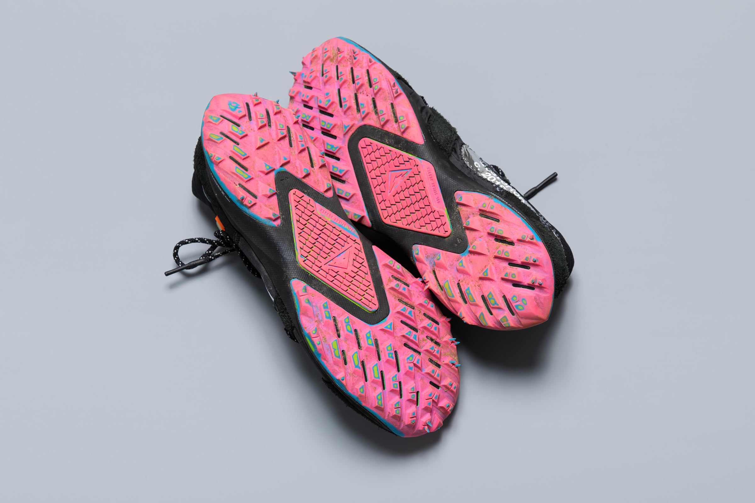 NIKE ZOOM TERRA KIGER 5 | Off-White | PLAYGROUND | スニーカーショップ