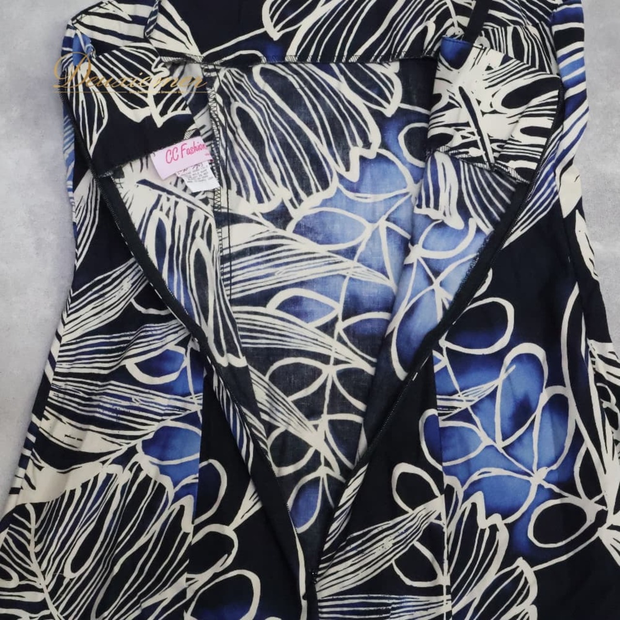 フラダンス 衣装 CC Fashions CCファッション ワンピース ドレス ブラック系 ハワイ製 キャミソールドレス モンステラ柄 シンプル かわいい 華やか 鮮やか 明るい ハワイアン アロハ ハワイアンプリント フラ ダンス レッスン 練習 ブルー系