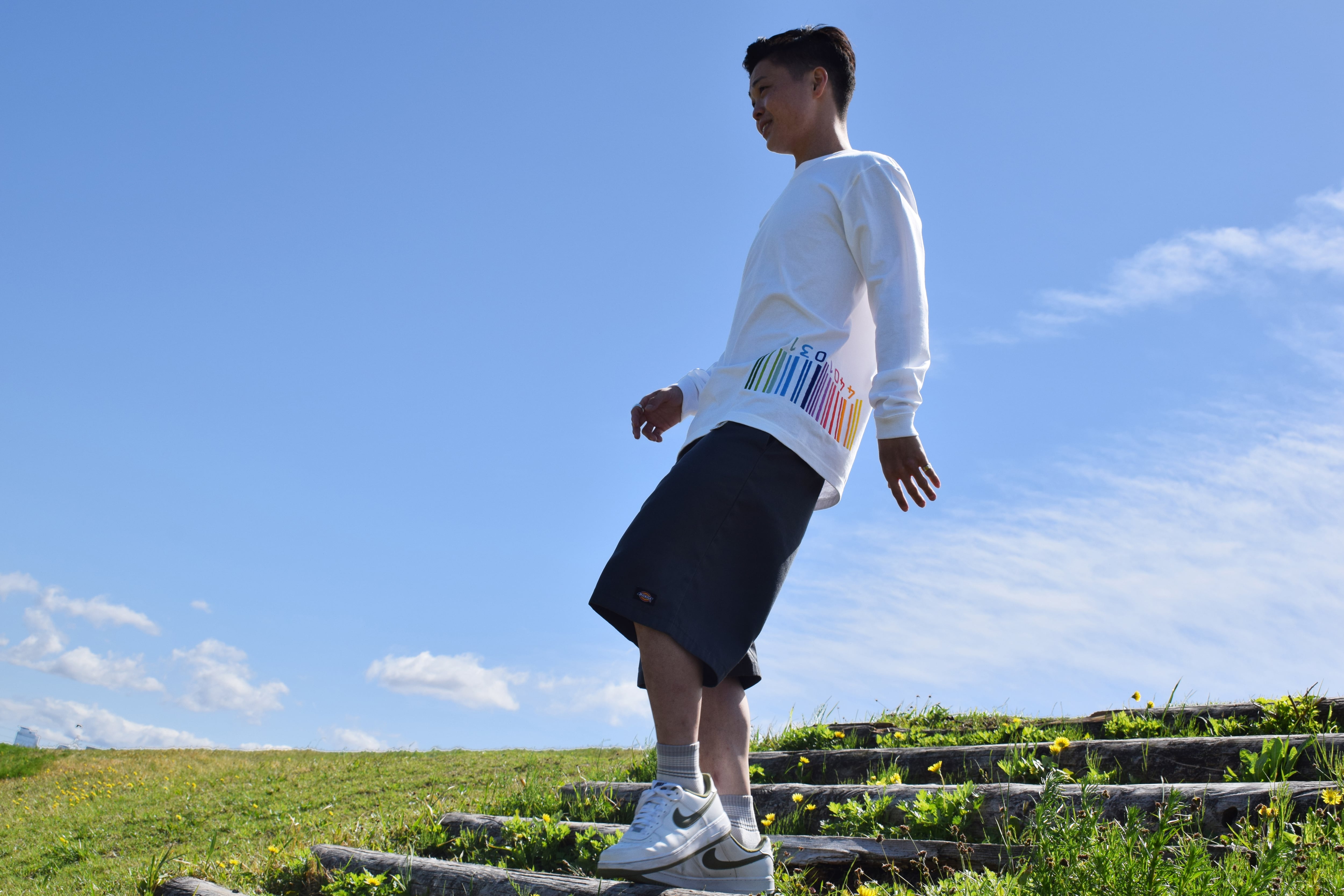 刺繍☆ロンT／虹色バーコード（WH） | 440design