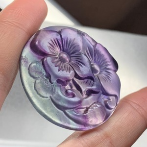 10.穴有☆フローライト花・ペンダントトップ