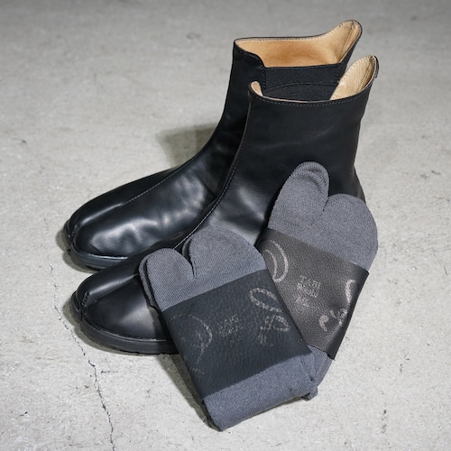 Leather TABI 専用靴下 Hi〈Charcoal Grey〉