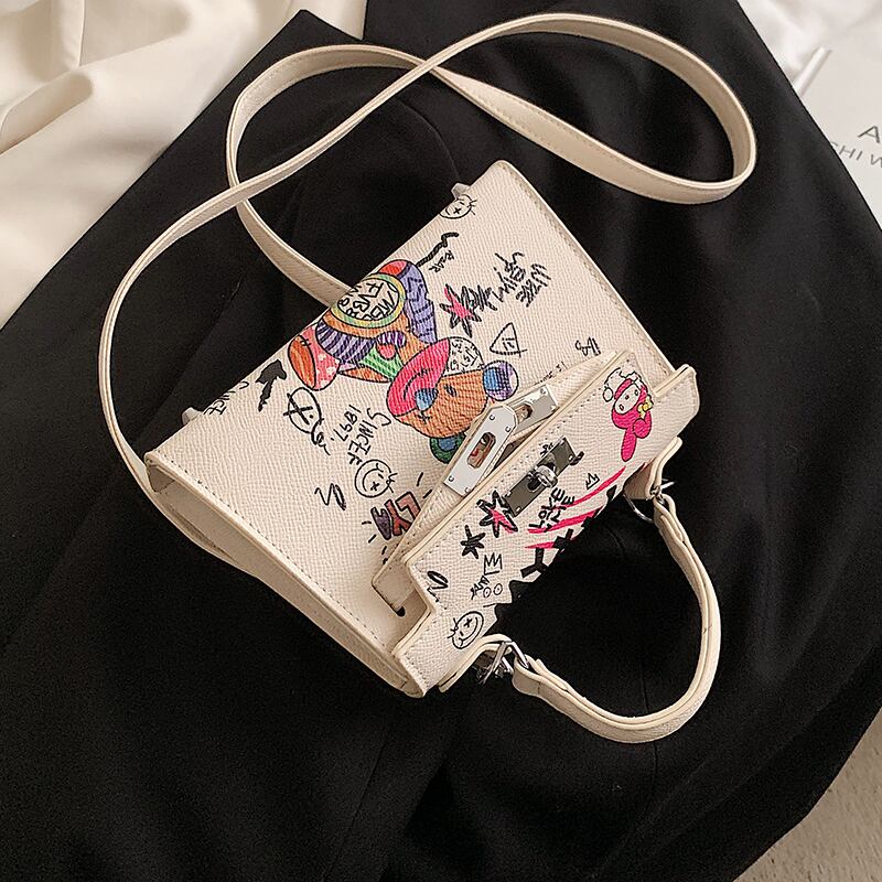 レッドスタイルサマー 夏物 スクウェア メッセンジャーバッグ 手作りハンドバック64404469727