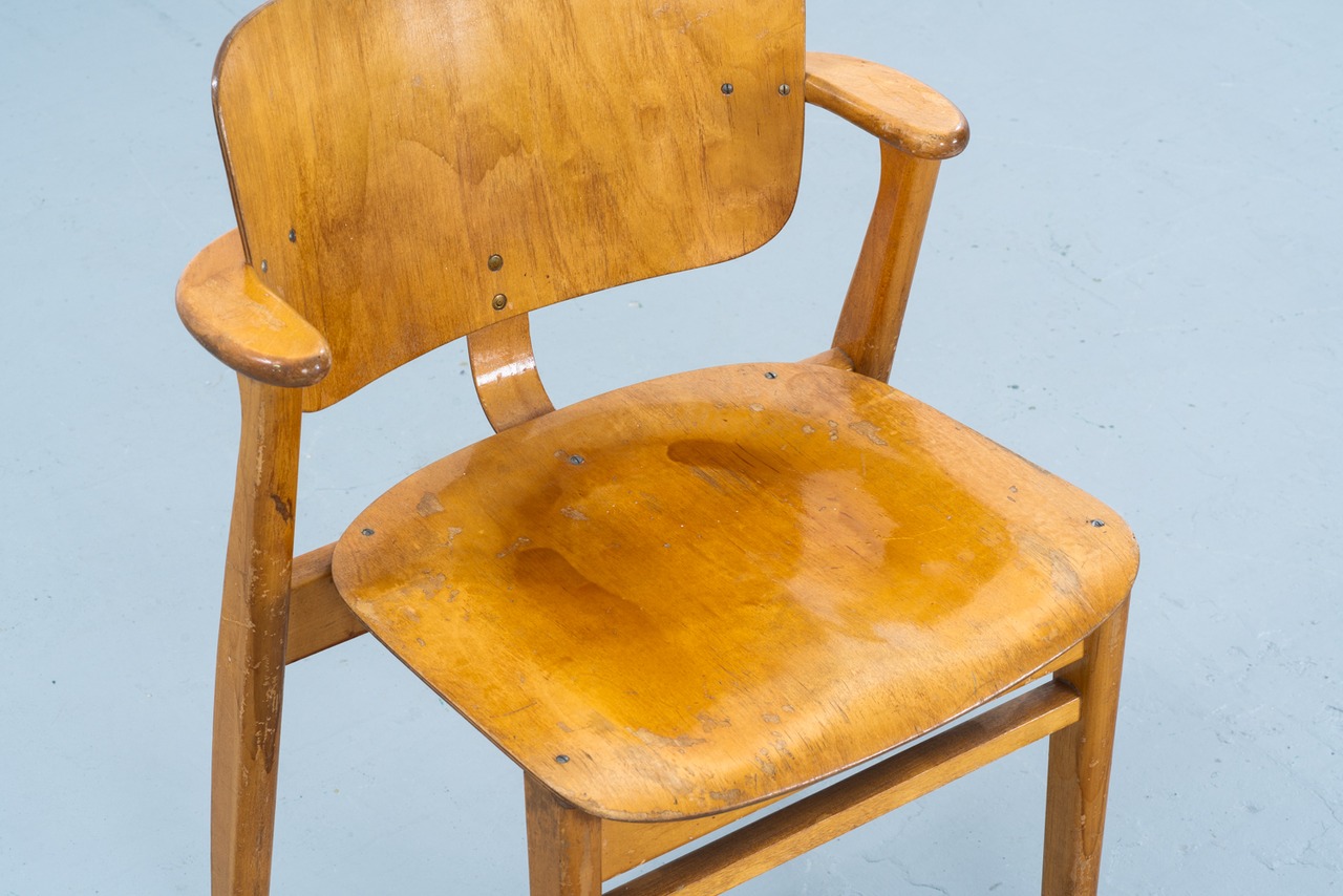 Ilmari Tapiovaara | Domus chair