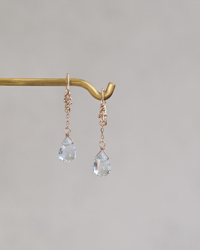 ティア スイング ピアス — Aquamarine