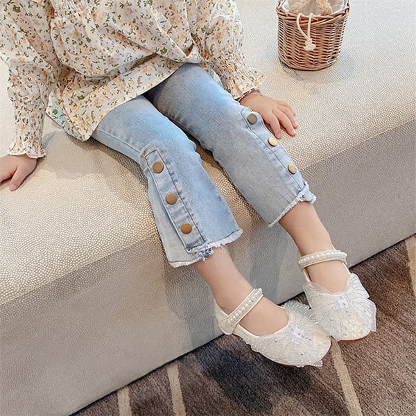 【KIDS】ボタン付き ブーツカットデニムパンツ