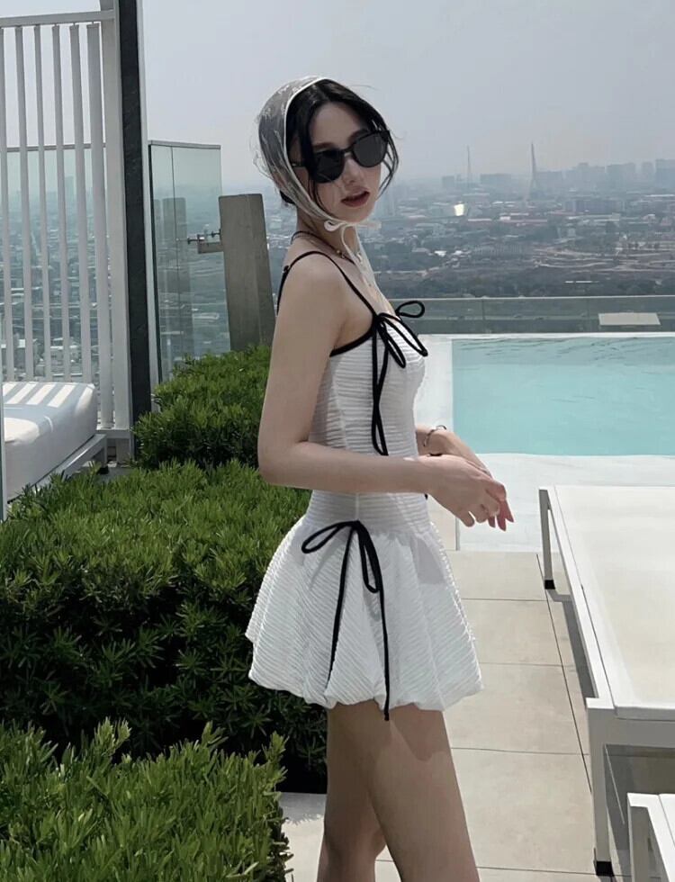 セクシーな白い水着女性ワンピース水着バンドーモノキニ水着水泳女性