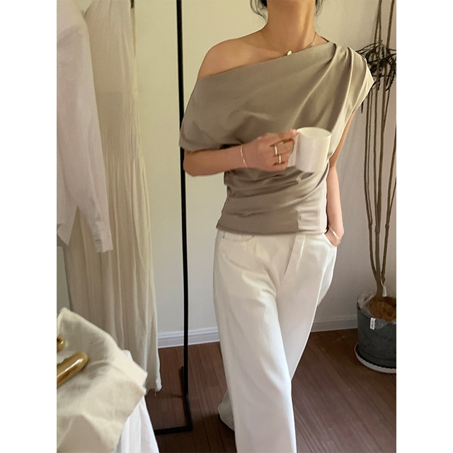 【tシャツ】 カットソー 半袖 レディース tシャツ ワンショルダー 春 夏 秋 20代 30代 40代 50代 半袖 レディース カットソー tシャツ カットソー トップス 大人 可愛い きれいめ  グレー ホワイト 白