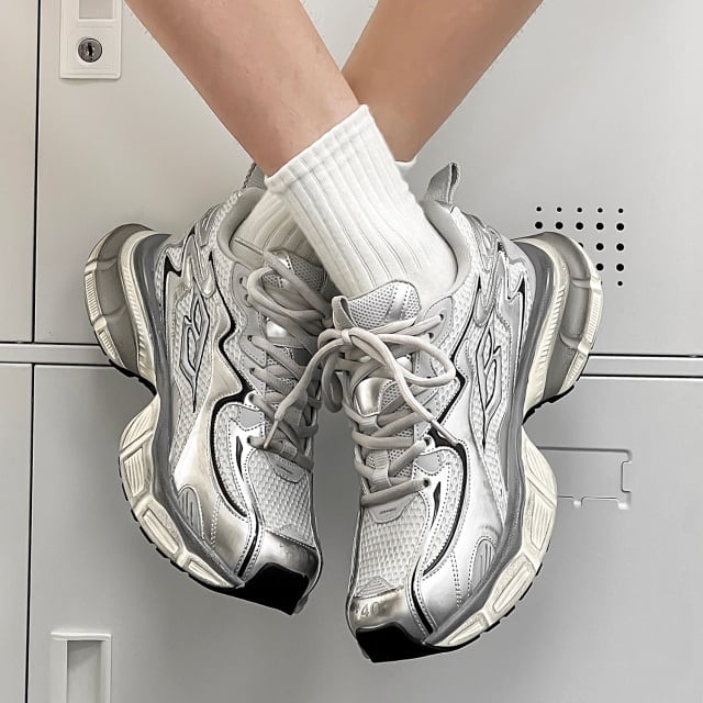 【予約販売】スニーカー 韓国 ダッドシューズ メンズ ゴツ底  厚底 靴 シルバー レザー デザイン お洒落 カジュアル ストリート 24.5cm/25cm/25.5cm/26cm/26.5cm/27cm