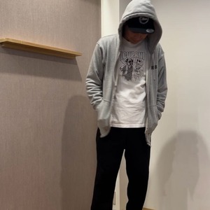 【ICUPANI】オリジナルデザイン　ジップパーカー　グレー