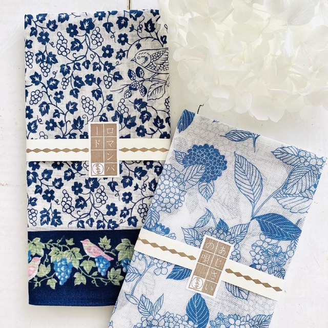 夜長堂　レトロな柄のハンカチ　2柄