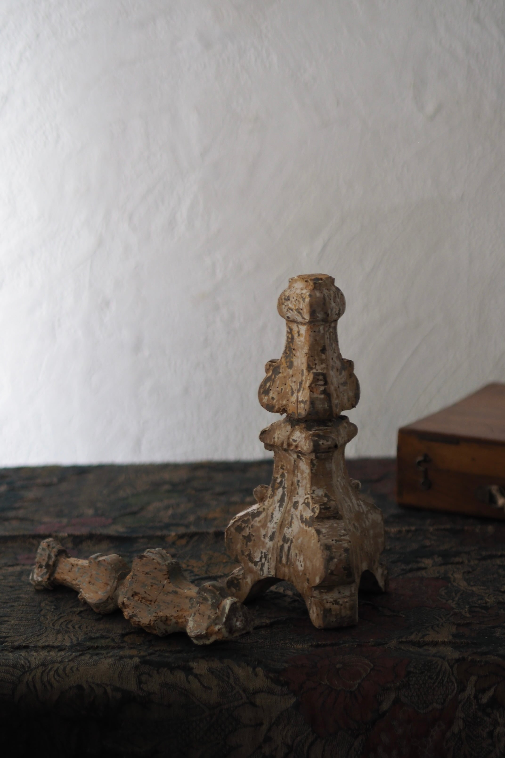 朽ちた燭台-antique candle stand | アンティーク.ヴィンテージ家具