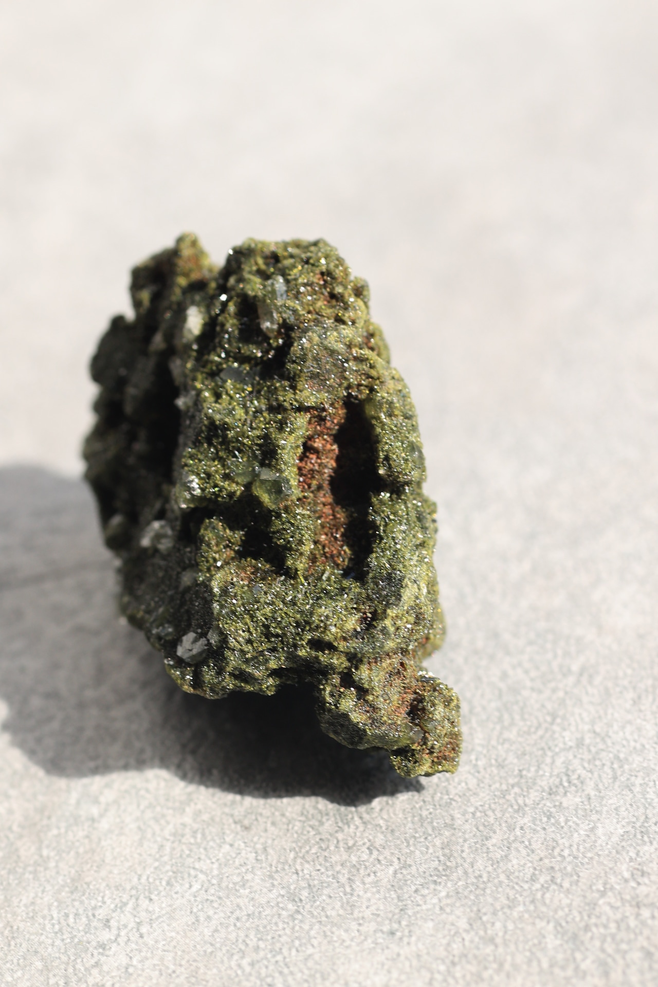 エピドート「山のカケラ」Epidote|天然石 原石 鉱物 パワーストーン | EP-I-001