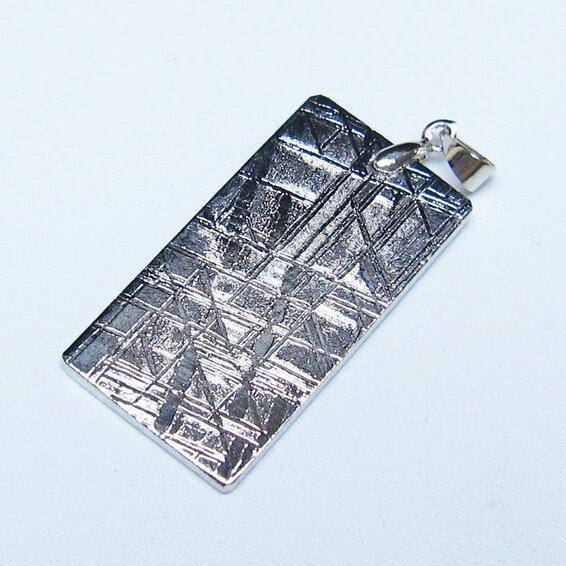 ギベオン ペンダント 隕石 メテオライト 一点物 112-13481